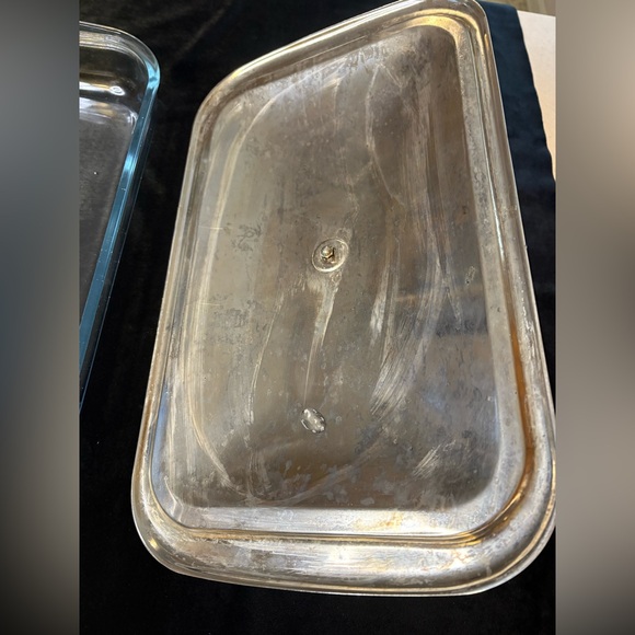 Vintage Silver-Plated Chafing Dish, Featuring Ornate legs and handle - Picture 9 of 13